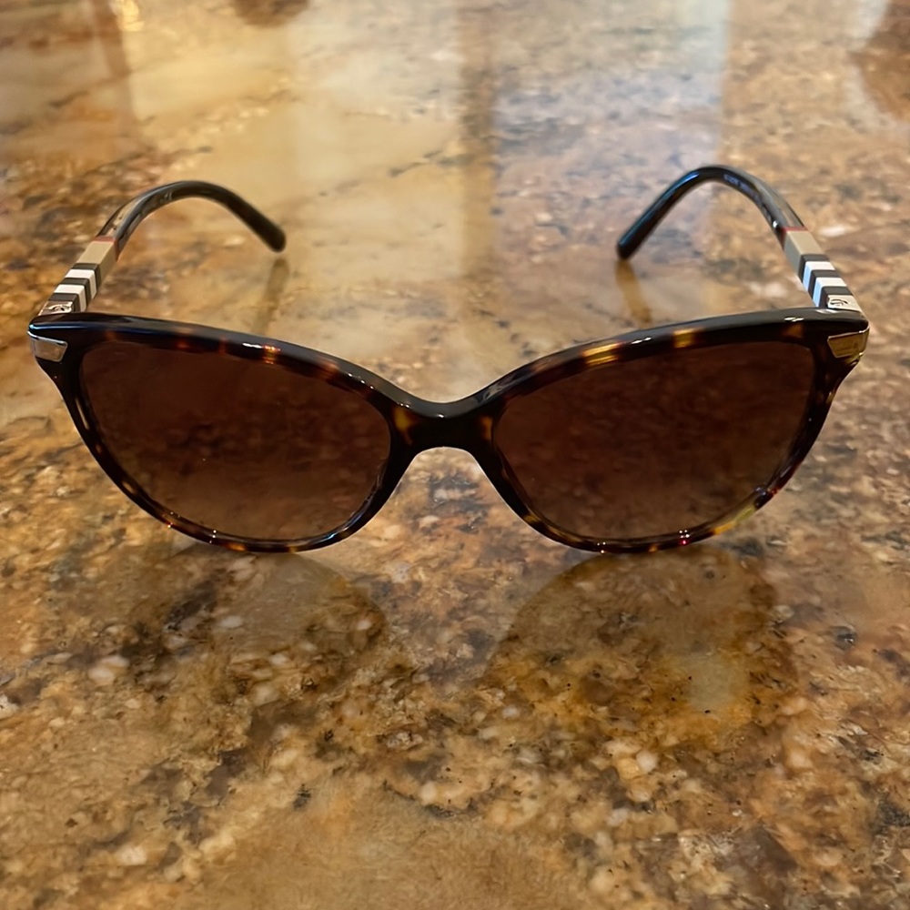 Womens Burberry Sunglasses